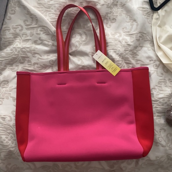 NWT summersalt tote, never used, mint condition - Picture 2 of 7